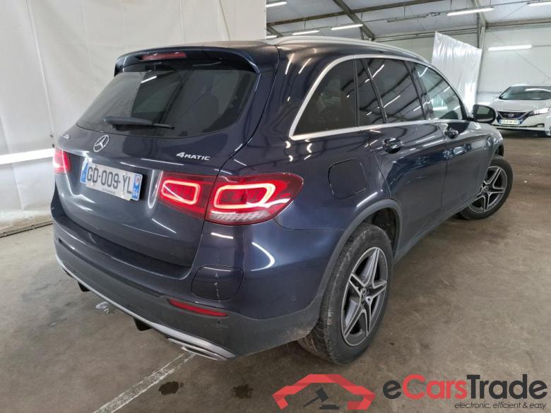 MERCEDES-BENZ GLC / 2019 / 5P / SUV 2.0 GLC 300 E AMG LINE 4MATIC #3