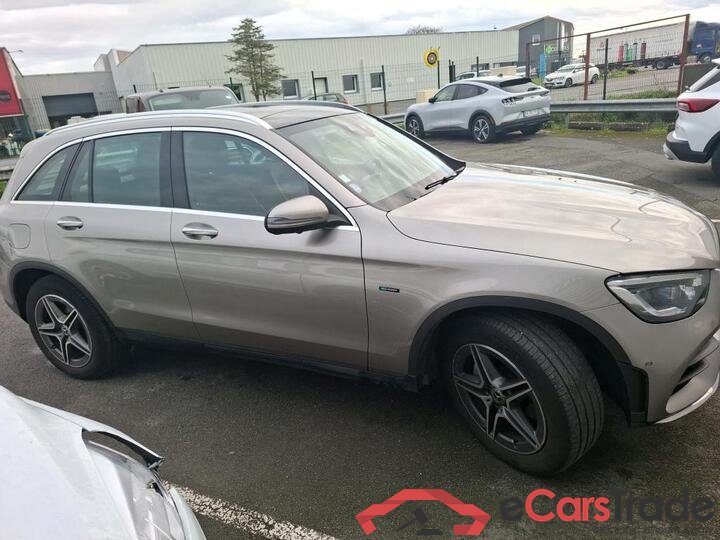 Mercedes GLC 300e Plug-In Hybrid AMG 4Matic Aut. Pano LED-Multibeam Widescreen Burmester Navi 1/2 Sport-Leather-Alcantra KeylessGo Camera 360° Klima PDC ... #2