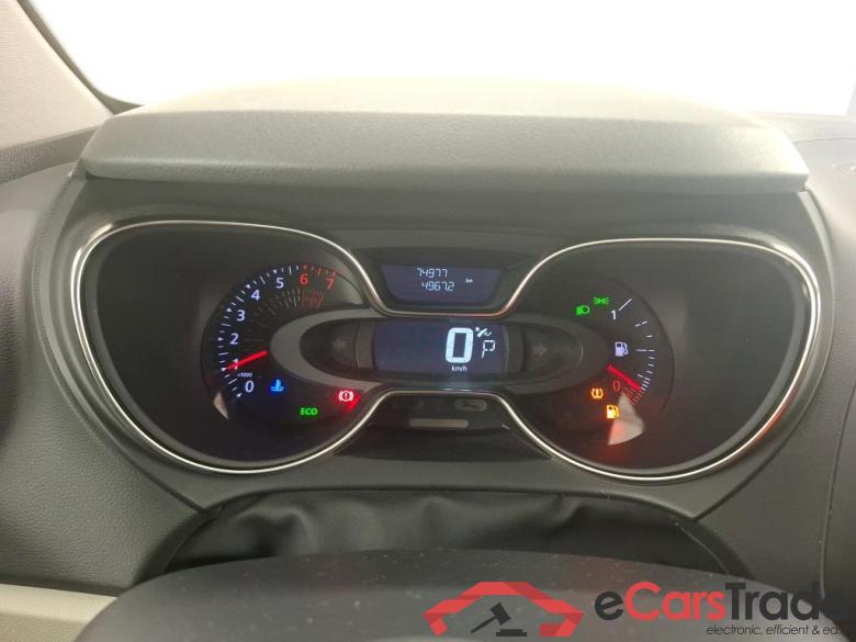 RENAULT Captur / 2017 / 5P / Crossover Intens TCe 150 EDC FAP #6