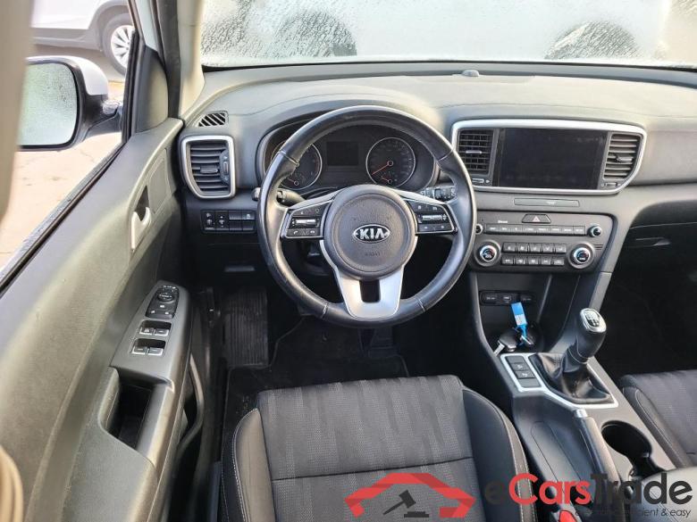 KIA Sportage / 2018 / 5P / todoterreno 1.6 MHEV Business 100kW (136CV) 4x2 #3