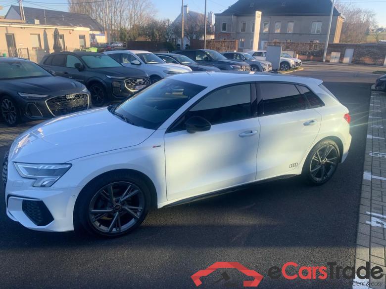 AUDI A3 Sportback Sportback 35 TFSI Business Edition S line S tronic