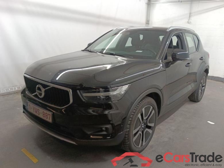 Volvo XC40 T3 Momentum Pro 5d