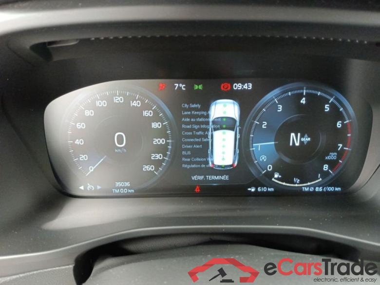 Volvo XC40 T3 Momentum Pro 5d #6