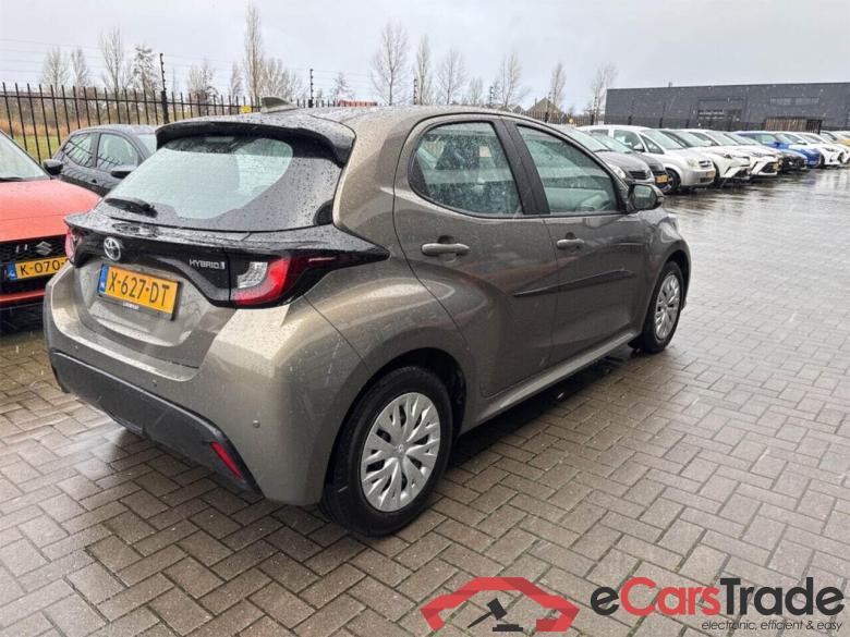 TOYOTA YARIS 1.5 Hybrid Active #4