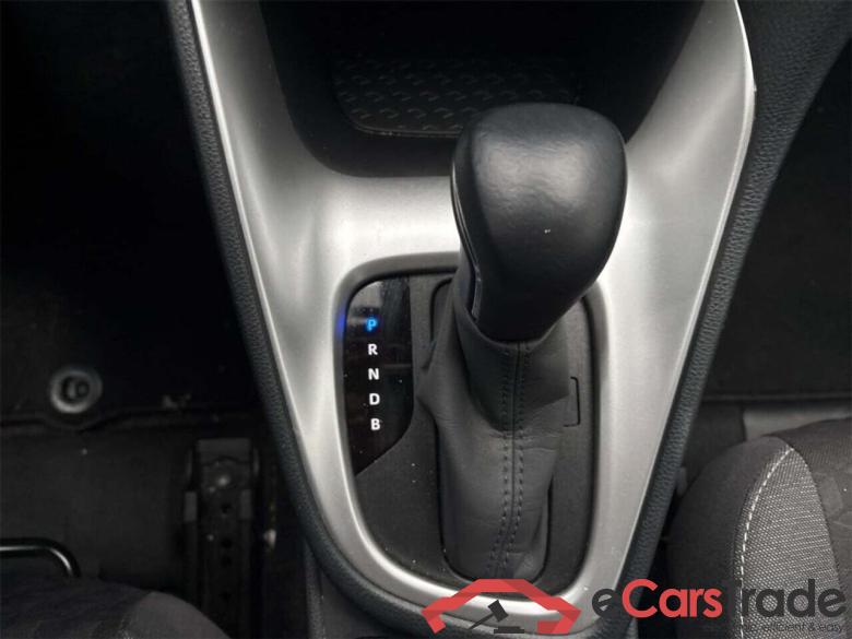 TOYOTA YARIS 1.5 Hybrid Active #5