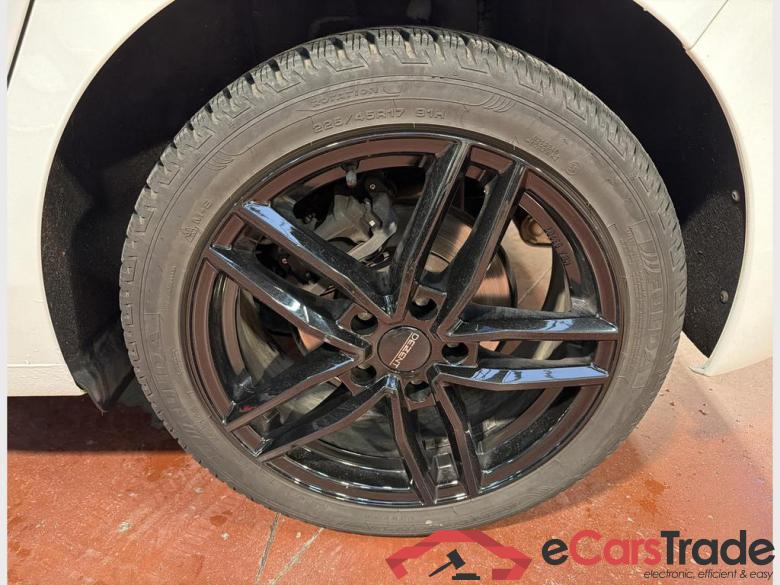 VOLKSWAGEN Golf VIII Golf ACTIVE 1.0 TSI 81 kW (110 ch) 6 vitesses manuel #5