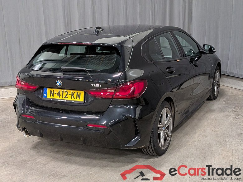 BMW 1-serie 118i Bns Edition #3