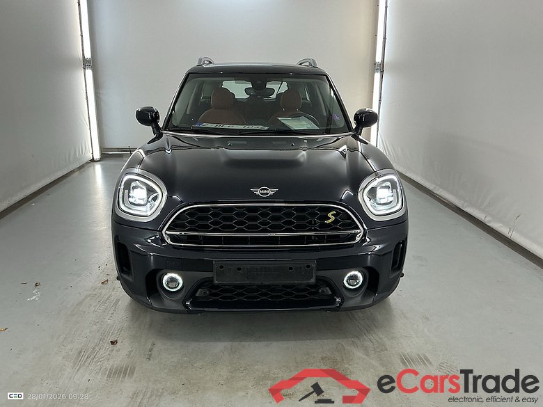 MINI Mini 1.5 COOPER S E 4WD AUTO #2