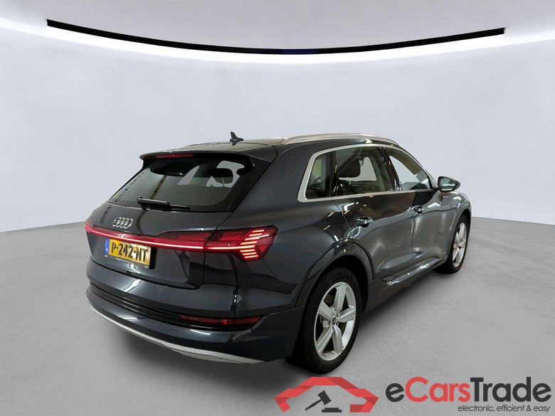 AUDI e-tron 300 kW #6