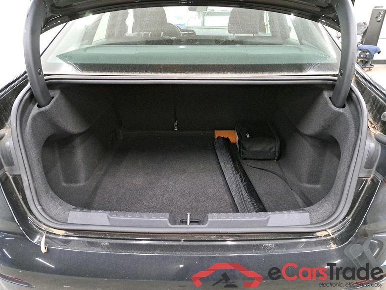 Audi A3 Limo 2.0 30 TDi LED Virtual Navi KeylessGo Klima PDC ... #6