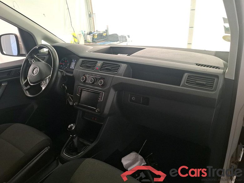 VOLKSWAGEN Caddy Van / 2015 / 4P / Fourgonnette 2.0 TDI 102 Business Line Plus #5