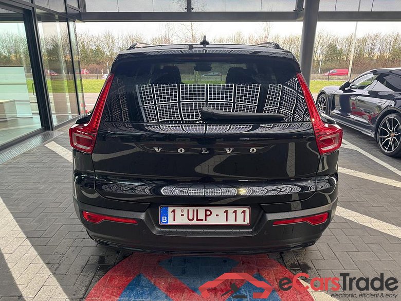 VOLVO XC40 Plus Dark Design DCT #5