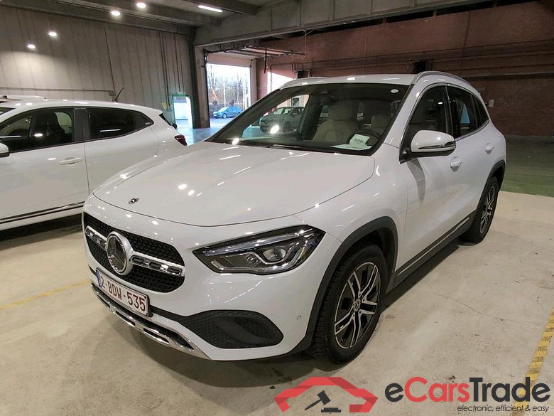 MERCEDES-BENZ GLA - Klasse 1.3 GLA 180 DCT BUSINESS SOLUTION #1