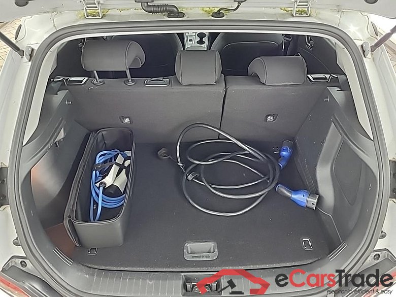 HYUNDAI Kona Comfort Smart Electric 64 kWh 5D #5