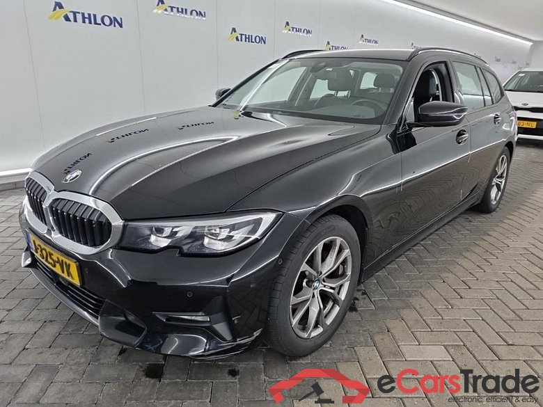 BMW 3-serie Touring 318iA Corporate Executive 5D 115kW