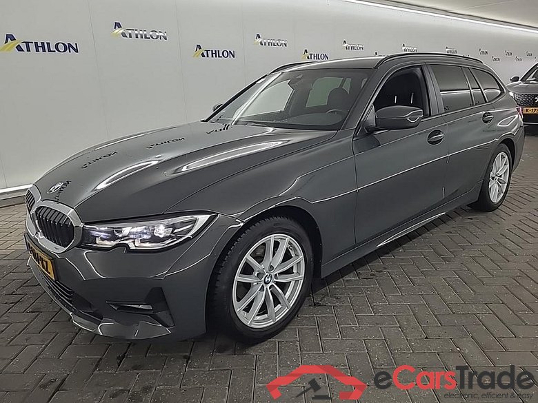 BMW 3-serie Touring 318iA Business Edition Plus 5D 115kW