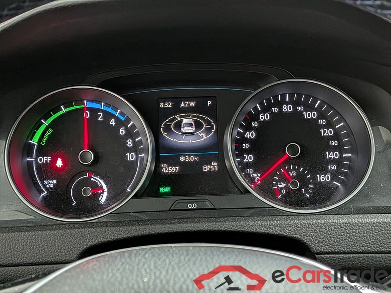 VOLKSWAGEN e-Golf E-DITION #6