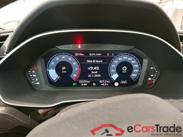 AUDI Q3 / 2018 / 5P / SUV 35 TFSI 150 MHEV S TRONIC DESIGN LUXE #6