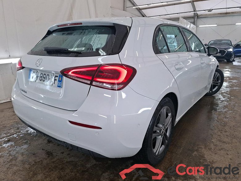 MERCEDES-BENZ Classe A Compact / 2018 / 5P / Berline A 200 d Business Line 8G-DCT #3