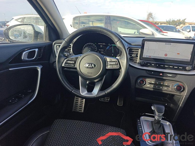 KIA Ceed Tourer / 2018 / 5P / familiar Tourer 1.6 GDi PHEV 104kW (141CV) eTech #3