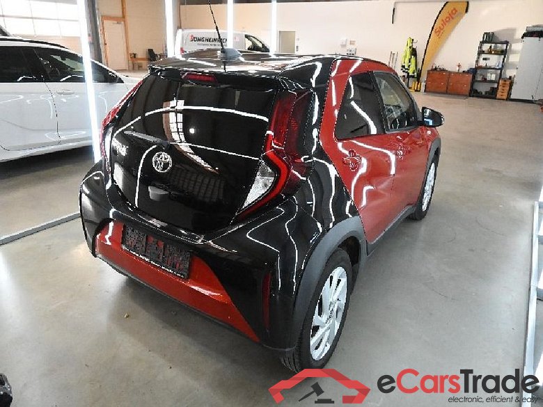 Aygo X Pulse 1.0 53KW MT5 E6d #2