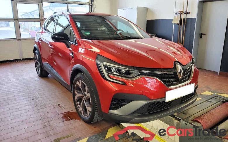 Renault Captur R.S. Line TCe 140 MHEV #2
