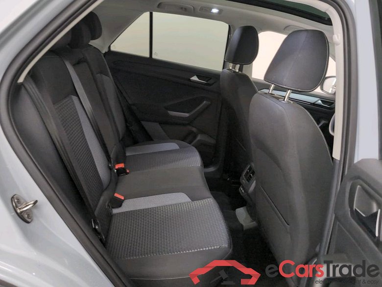 VOLKSWAGEN T-ROC 1.0 TSI ACTIVE #6