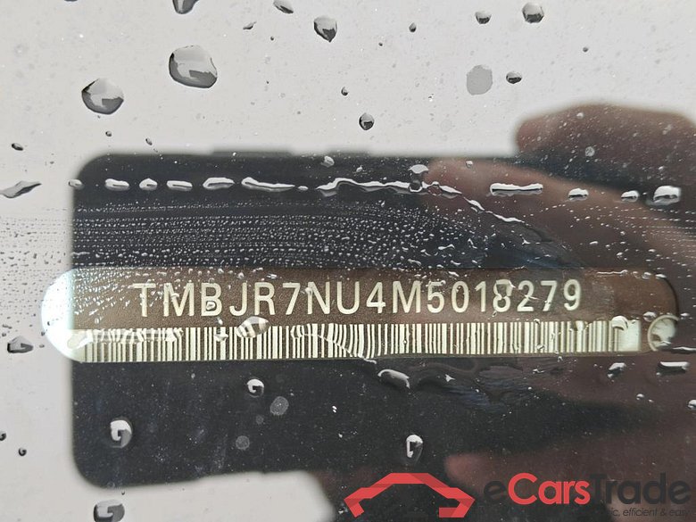 SKODA Karoq 110 kW #3