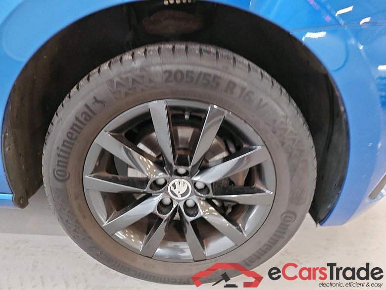 SKODA Scala 85 kW #6