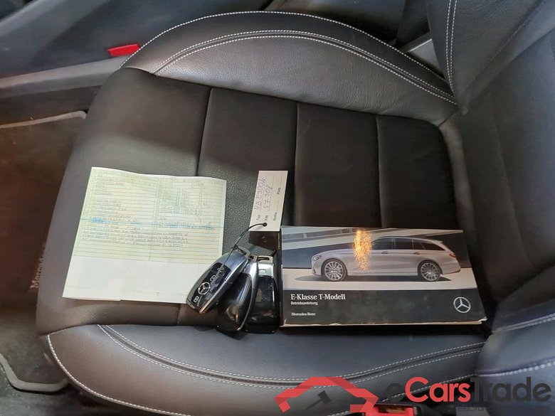 E -Klasse T-Modell E 300 de 4Matic (213.211)Avantgarde 2.0 225KW AT9 E6d #3