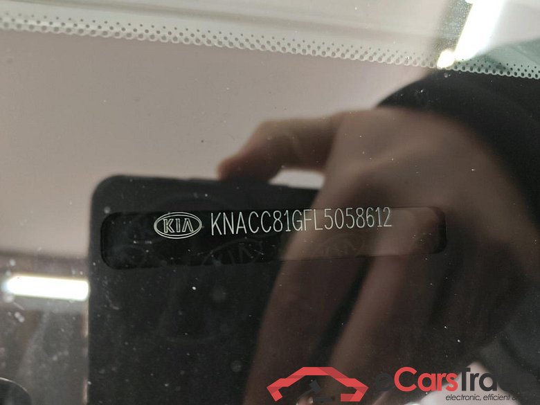 Kia e-Niro 64kWh ExecutiveLine 5d #6