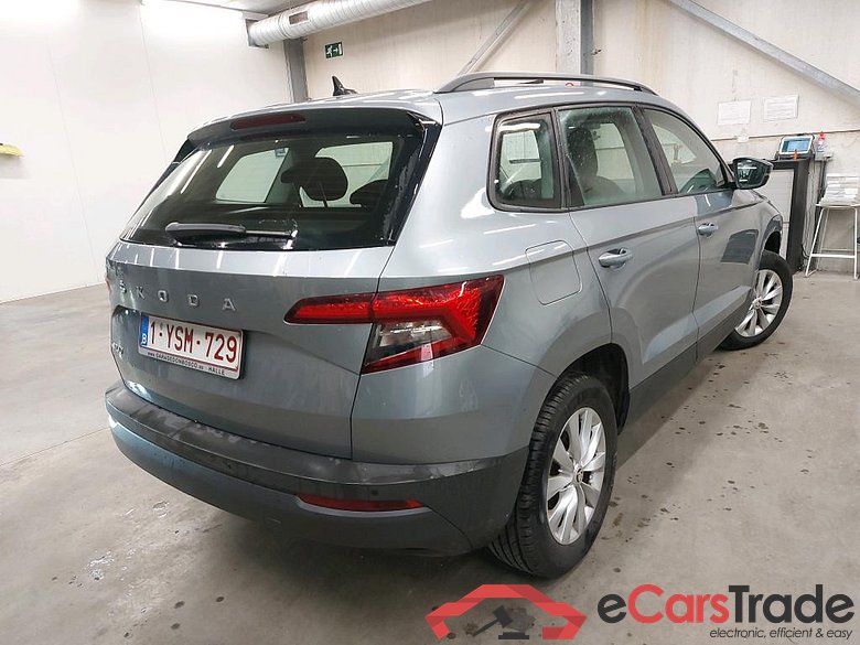 SKODA - SKO KAROQ TSI 115PK Ambition Pack Corporate With Comfort & GPS & Kessy & Heated Seats & PDC Front & Rear & Rear Camera  * PETROL * #2