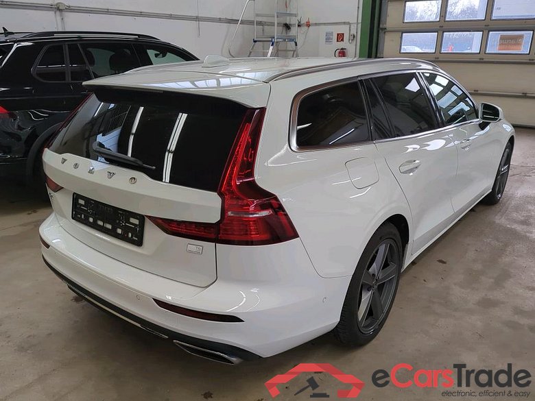 V60 Kombi Inscription Recharge Plug-In Hybrid AWD 2.0 T6 251KW AT8 E6d #2