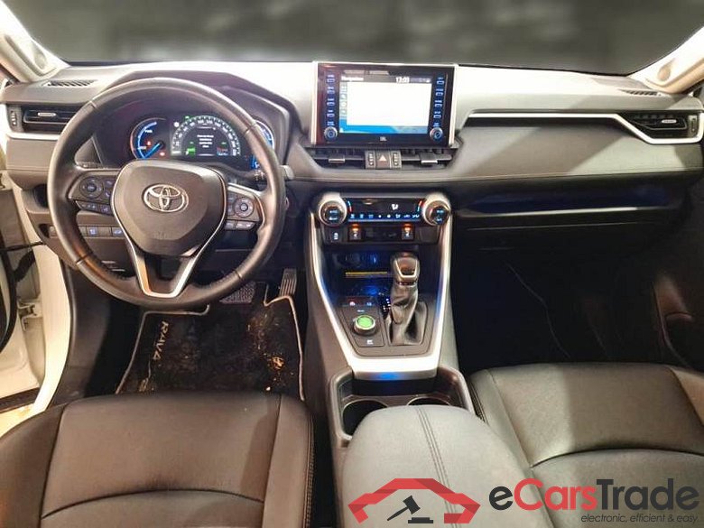 TOYOTA RAV4 / 2018 / 5P / CROSSOVER 2.5 HV 222V E-CVT LOUNGE 4WD #3