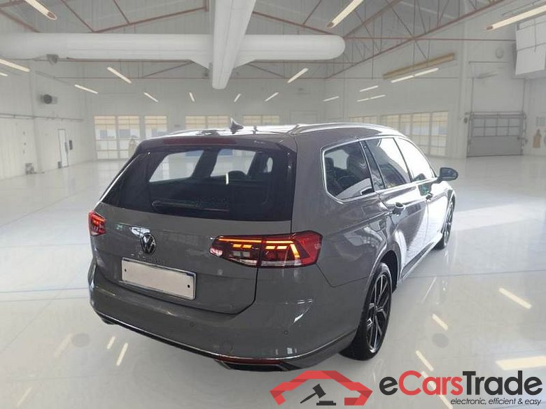 VOLKSWAGEN PASSAT / 2019 / 5P / STATION WAGON VAR. 2.0 TDI SCR EVO 110KW EXECUTIVE DSG #2