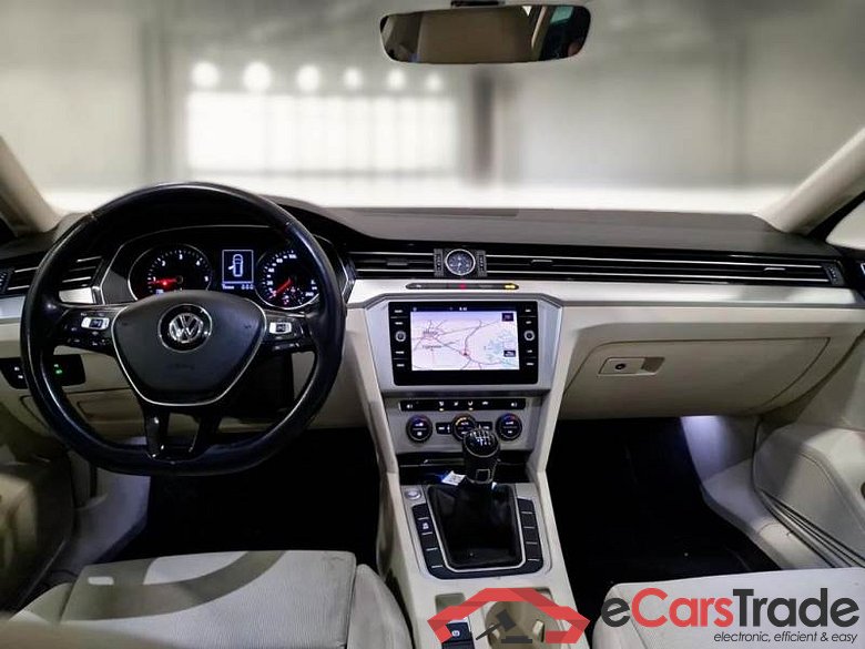 VOLKSWAGEN PASSAT / 2014 / 5P / STATION WAGON VARIANT 2.0 TDI 110KW BUSINESS BMT #3