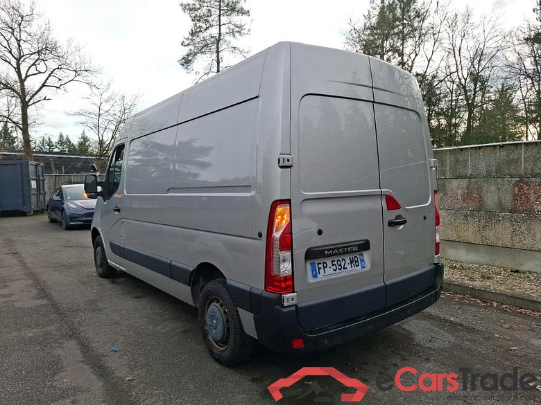 RENAULT Master / 2014 / 4P / Fourgon tôlé &FG GCf Trac F3300 L2H2 dCi 110 Euro6 #2