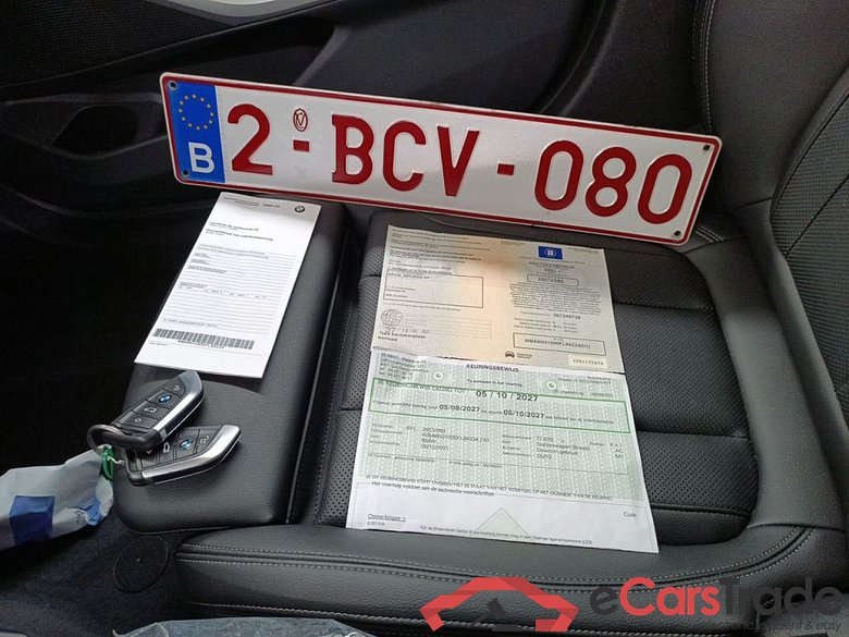 BMW 3 Reeks Touring 330e (215 kW) 5d #4