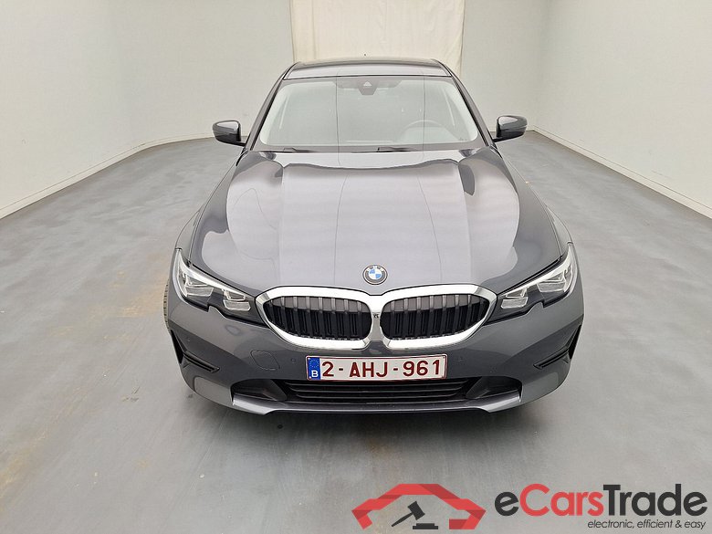 BMW, 3-serie '18, BMW 3 Reeks Berline 330e (215 kW) 4d #1
