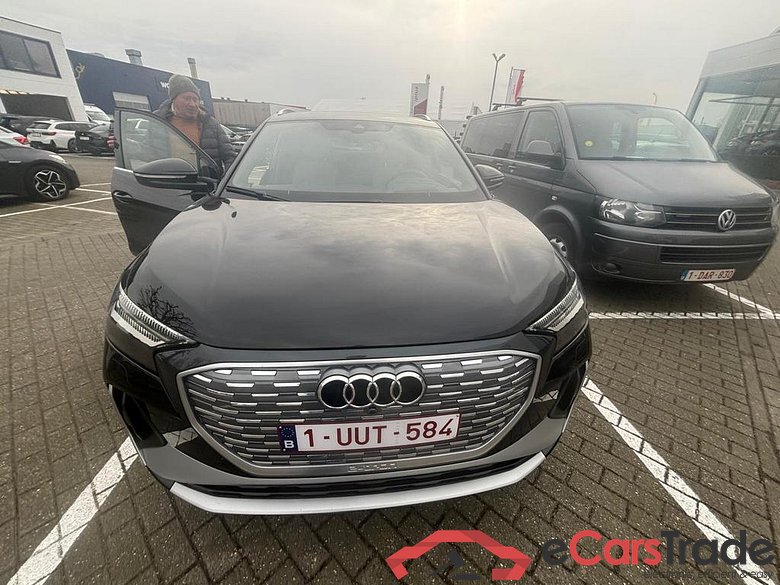 AUDI Q4 e-tron Audi Q4  S line 45 e-tron quattro 210,00 kW #5