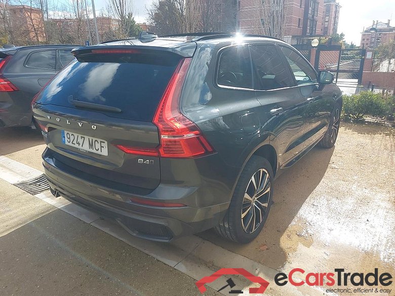 VOLVO XC60 / 2017 / 5P / todoterreno 2.0 B4 D AWD Ultimate Dark Auto #2
