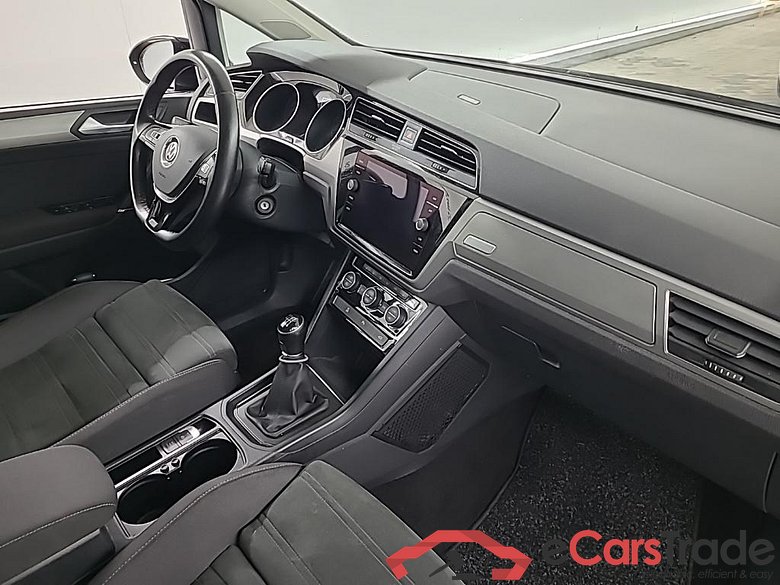 VOLKSWAGEN TOURAN 1.5 TSI Comfortline Edition 5D 110kW #6