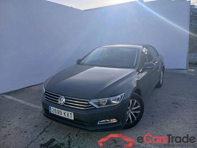 VOLKSWAGEN Passat / 2014 / 4P / sedán Edition 2.0 TDI 110kW (150CV) #1
