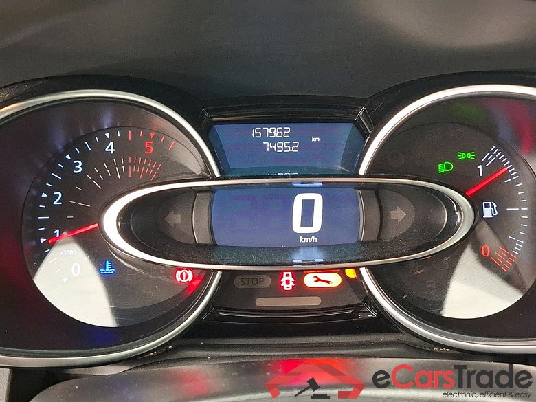 Clio IV Air MediaNav 1.5 dCi 75CV BVM5 E6 #6