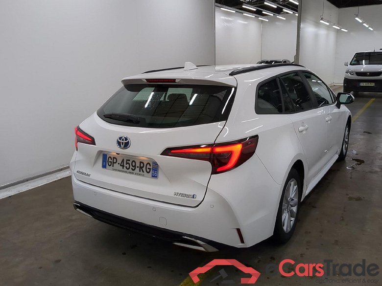 TOYOTA Corolla Touring Sports / 2018 / 5P / Break Hybride 122h Dynamic Business Beyond Zer #3
