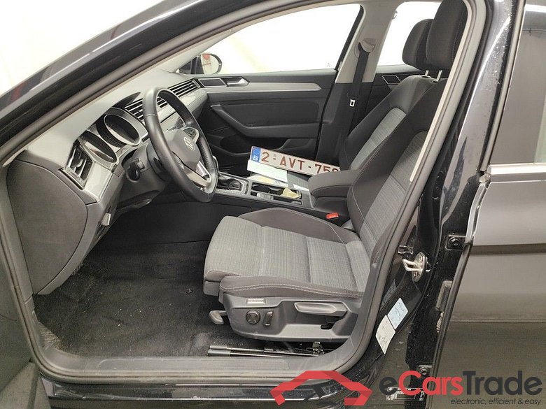 Volkswagen Passat 2.0 TDI 90kW Style Business DSG 4d #3
