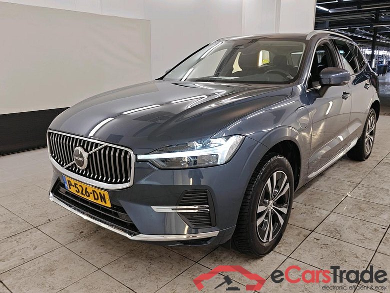 Volvo XC60 2.0 T6 Plug-In Hybrid Inscription 4WD Aut. Pano LED-Xenon Virtual ACC Navi KeylessGo Camera Klima PDC ...