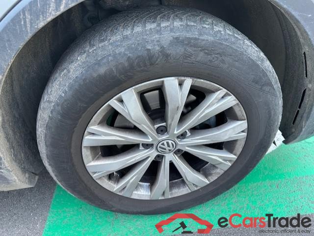 VOLKSWAGEN Tiguan Tiguan Comfortline BlueMotion Techn. 1.4 l TSI ACT 110 kW (150 PS) 6-speed dual-clutch transmission DSG #3