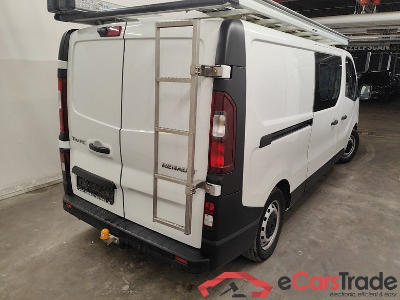 Renault Trafic L2H1 dCi 120 Grand Confort DC 2.9T 4d #2