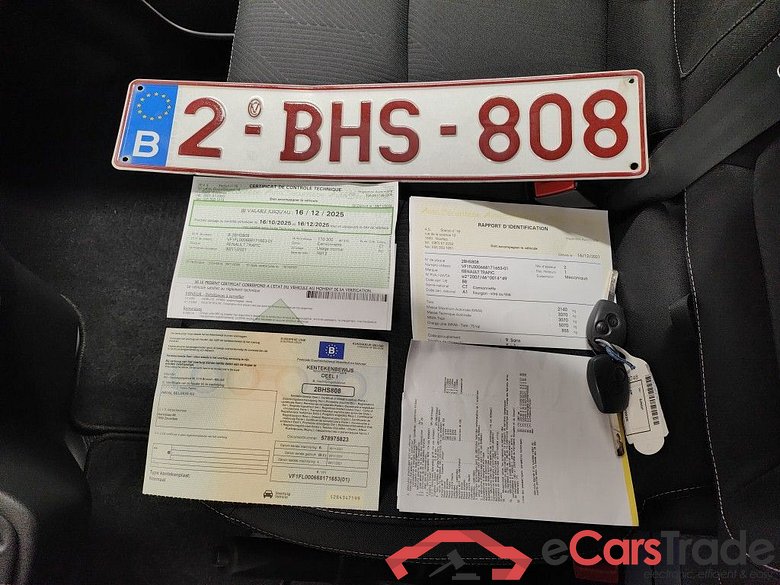 Renault Trafic L2H1 dCi 120 Grand Confort DC 2.9T 4d #4